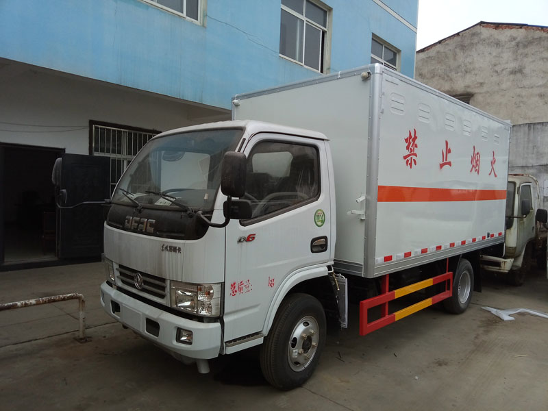 多利卡4.1米（藍牌）氣體廂式車(chē)